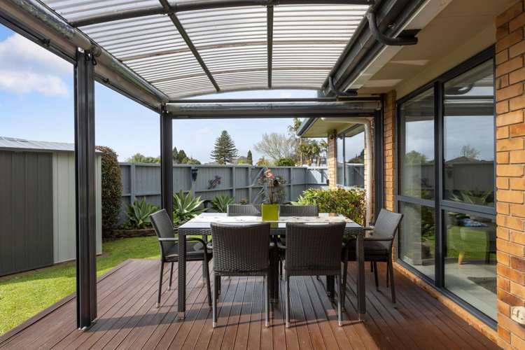 7a Barberry Lane Te Atatu Peninsula_18