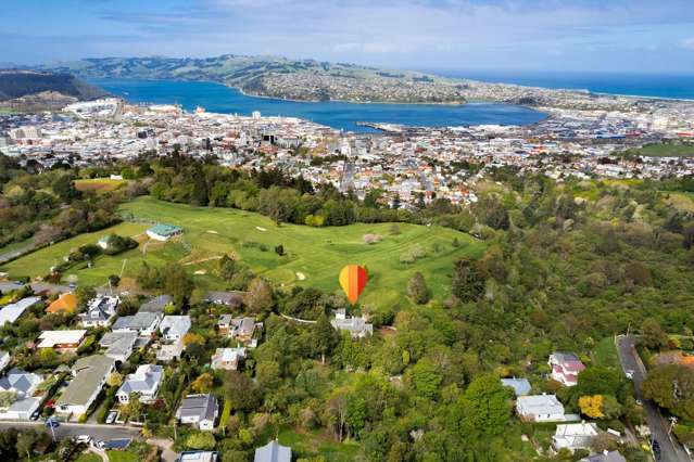 Four Titles, 8,751m² of Rare Roslyn Opportunity!