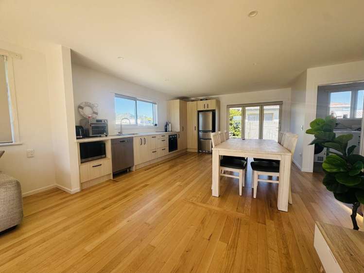 2 Bryce Street Whitianga_5