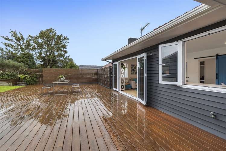 29 Cassino Street Bayswater_6