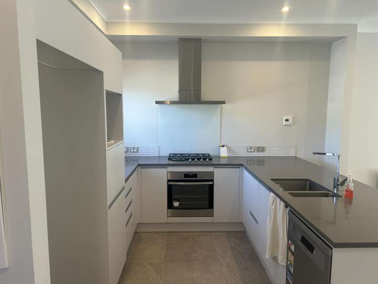 137 Bonair Crescent Silverdale_1