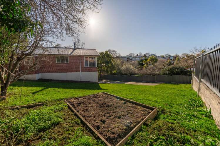 12 Hanan Place Parkside_19