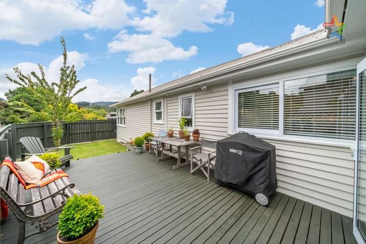 45 Poole Crescent Wainuiomata_15