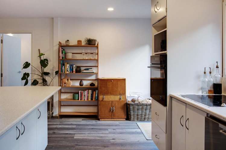 19 Laingholm Drive Laingholm_6