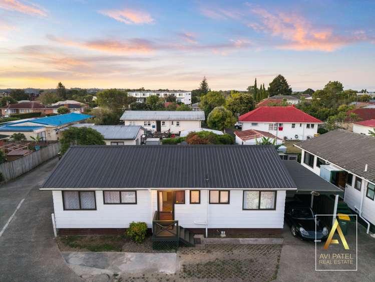 1/9 Te Kanawa Crescent Henderson_2