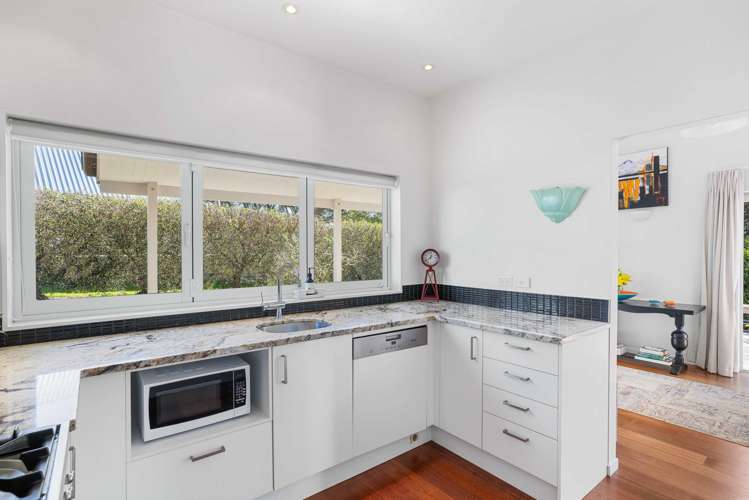 13 Coutts Road Pauanui_11