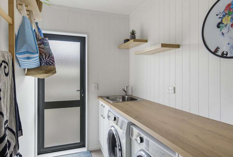 1 William Noel Place Waikanae Beach_21