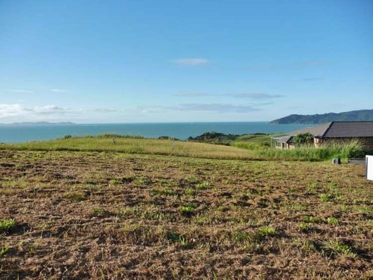 35 Eagles Way Cable Bay_8