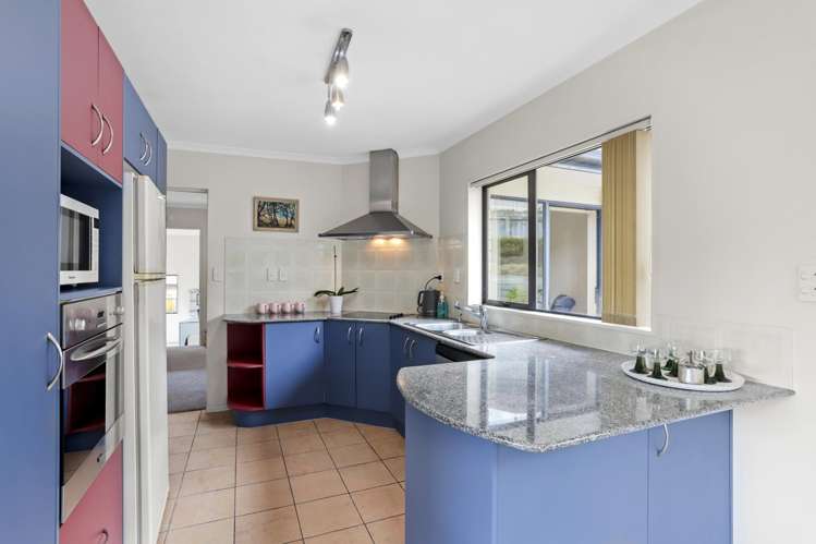 6 Rosebay Rise Henderson_7