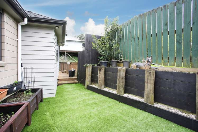5B Misty Place Papatoetoe_16