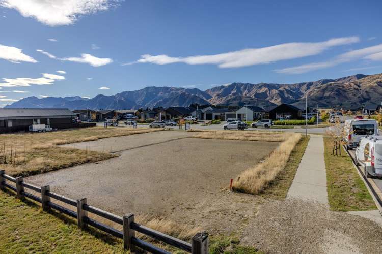 10 Pinn Street Lake Hawea_5