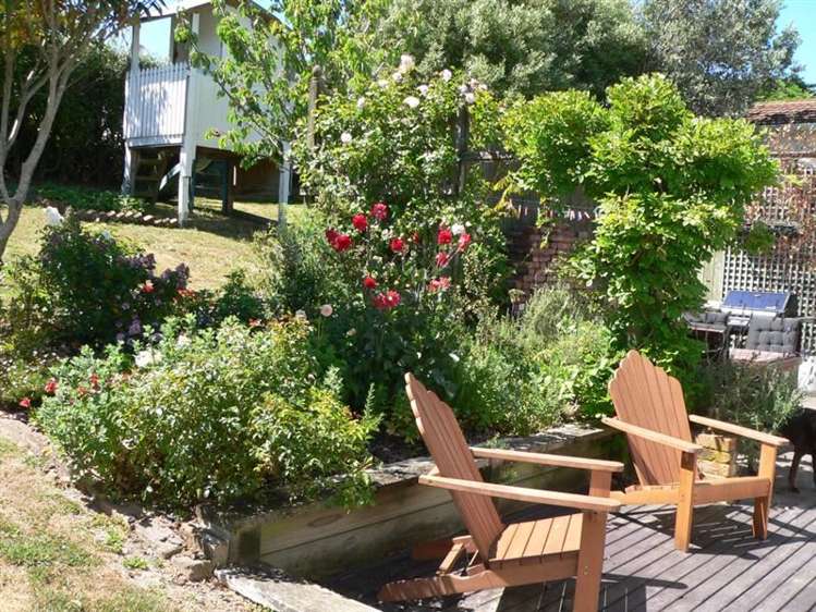 32 Handyside Street Tawa_12