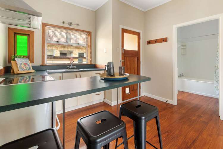 198 Grey Street Hamilton East_5