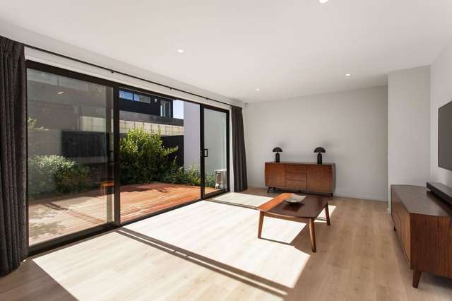 6/64 Brockworth Place Riccarton_3