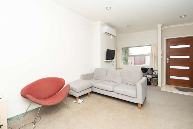 14/46 Peachgrove Road Hamilton East_4