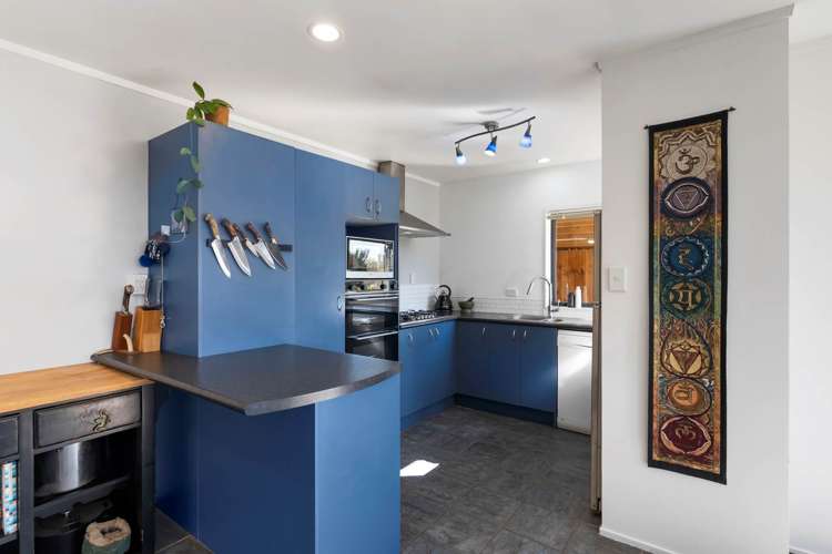 2123 Awhitu Road Pollok_15