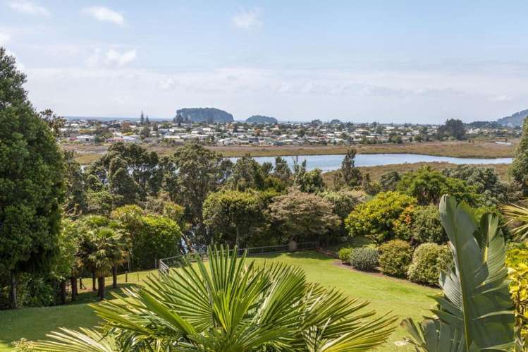 16 Gregory Lane Whangamata_10