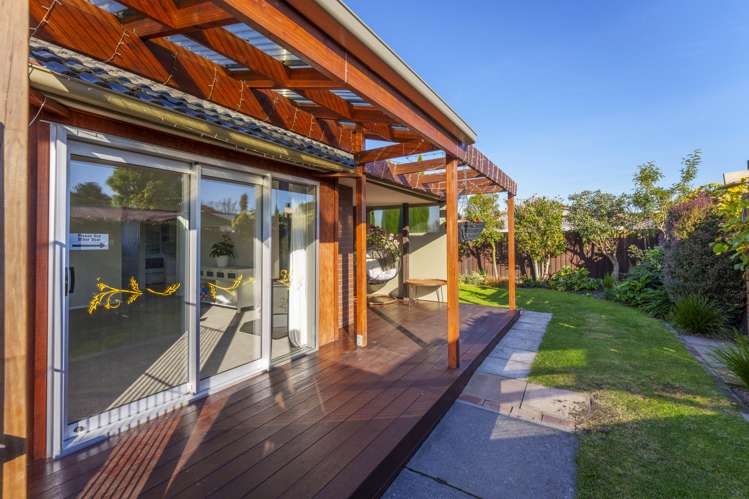 2/49 Sarabande Avenue Redwood_14