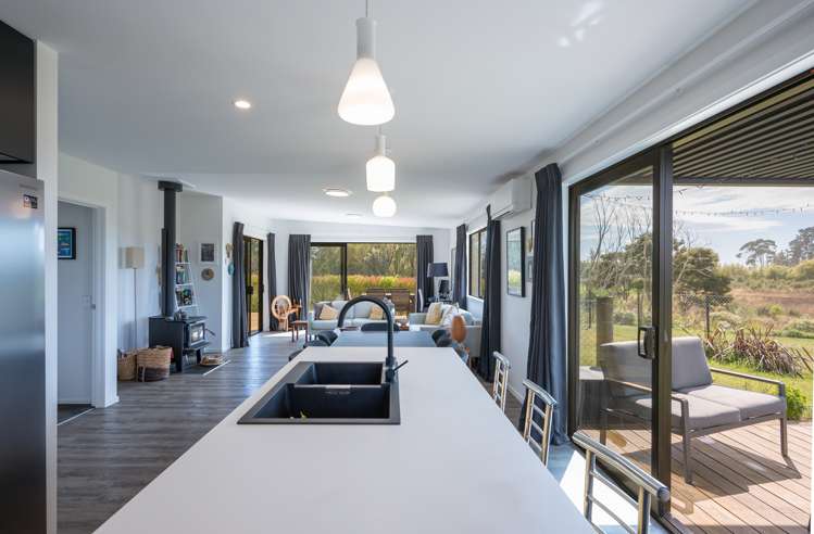 13 Topi Way Mapua_10