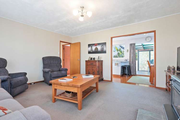 13 Karo Place Glendene_7