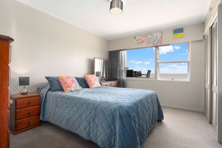 4 Gibbs Crescent Red Hill_10