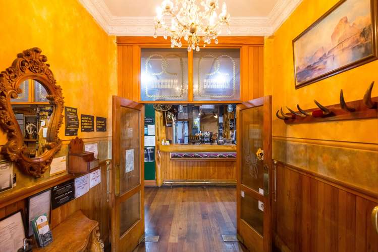 20 Memorial Square Carterton_6