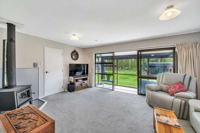 Beautifully Upgraded and Private!