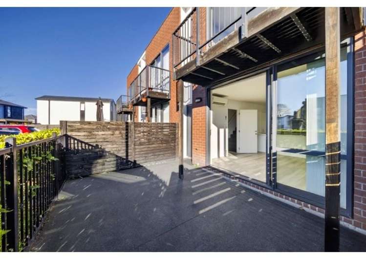 37/10 Buffon Street Waltham_7