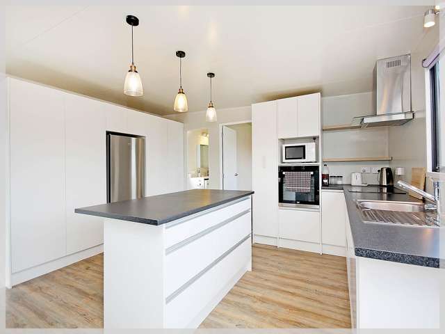 15A Roore Street Foxton Beach_2