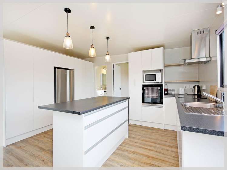 15A Roore Street Foxton Beach_2