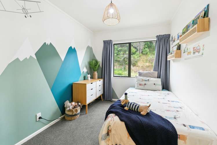 13 Chastudon Place Tawa_13