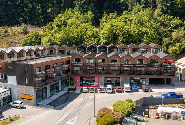 Modern commercial investment - Queenstown