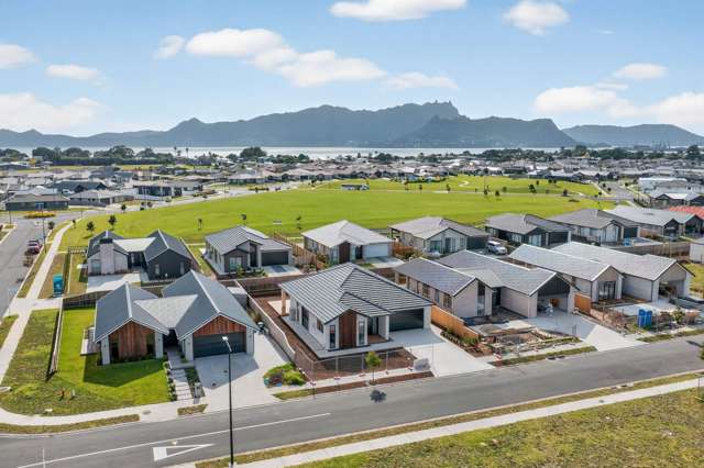 24 Beveridge Road One Tree Point_2