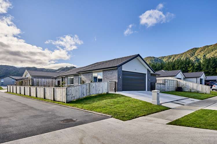 5 Jack Vaughan Grove Wainuiomata_1