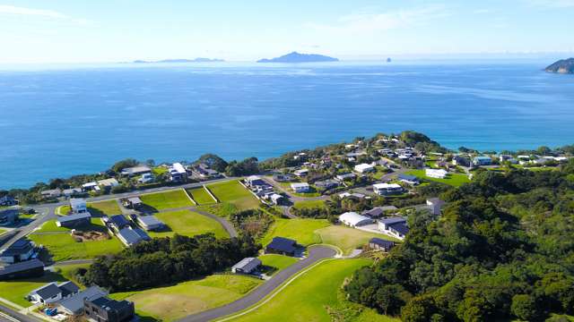 Langs Beach: Your Ocean & Island View Sanctuary