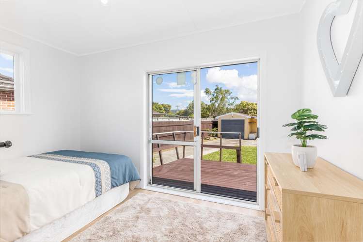 22 Ngata Grove Trentham_14