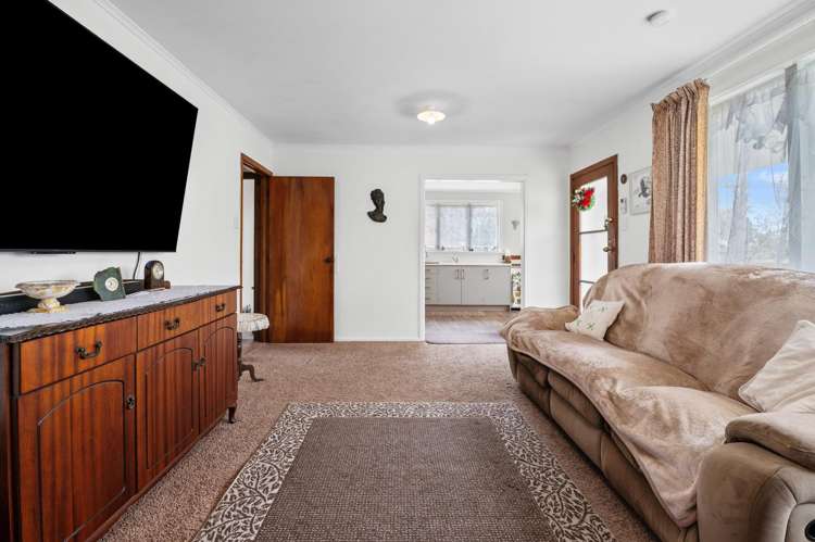 82 Meadowbank Crescent Fordlands_5