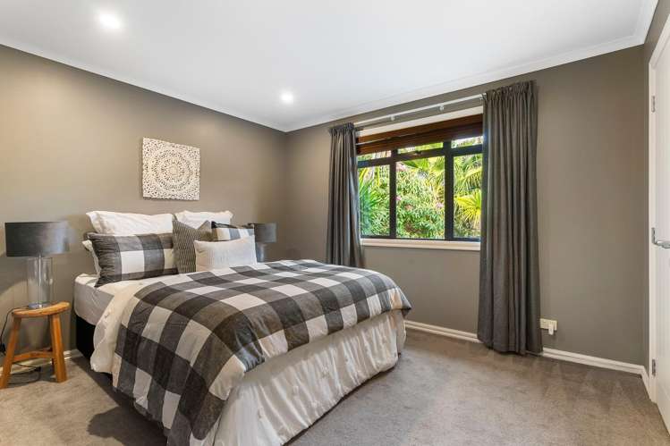 11 Churchouse Road Greenhithe_20