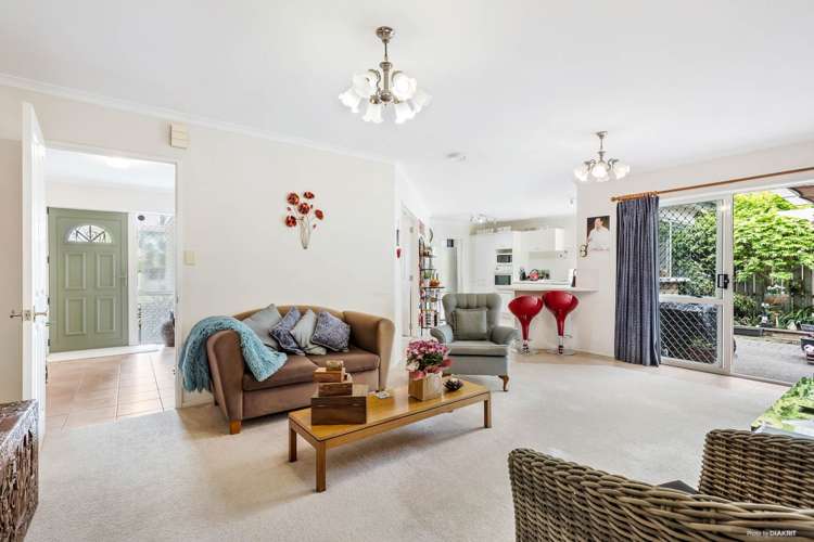 19 Trossach Place Wattle Downs_6