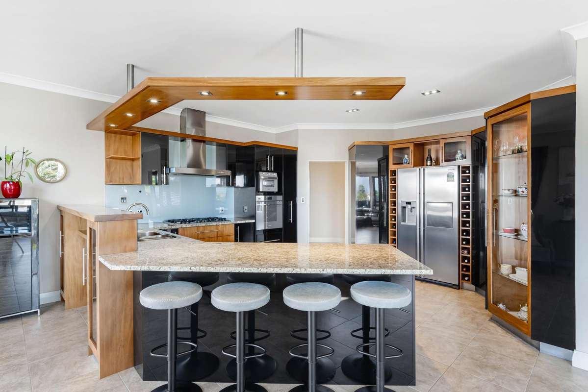 2 Armstrong Farm Drive_1