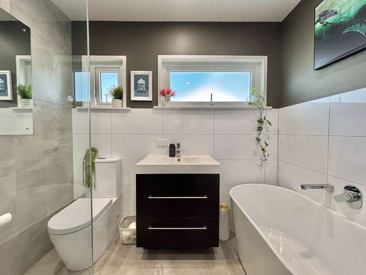 2/11 Sanders Avenue Takapuna_14
