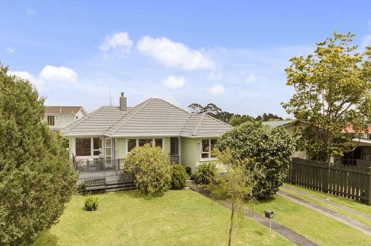 26 Montmere Avenue Te Atatu Peninsula_13