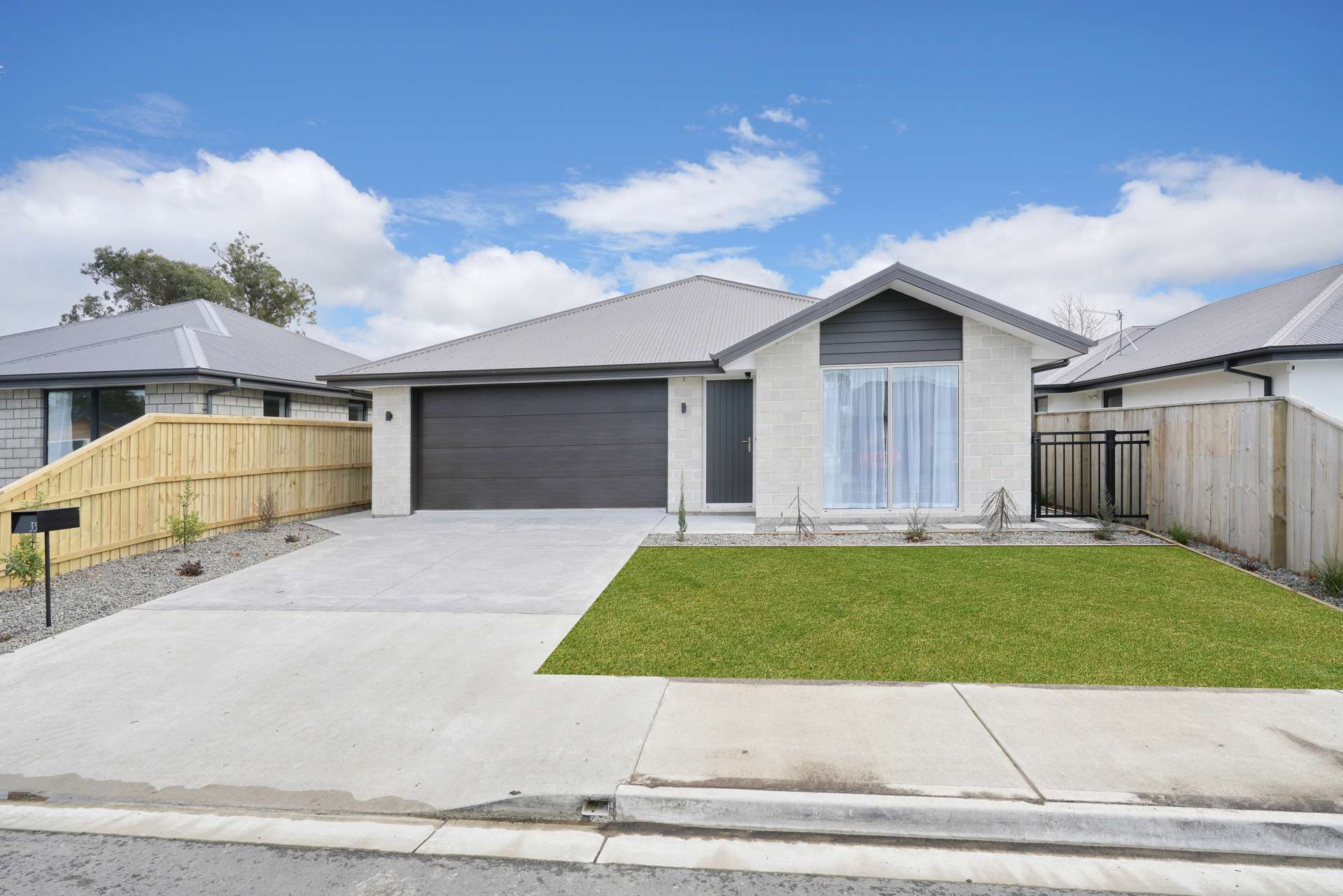 35 Tara Crescent Woodend_0