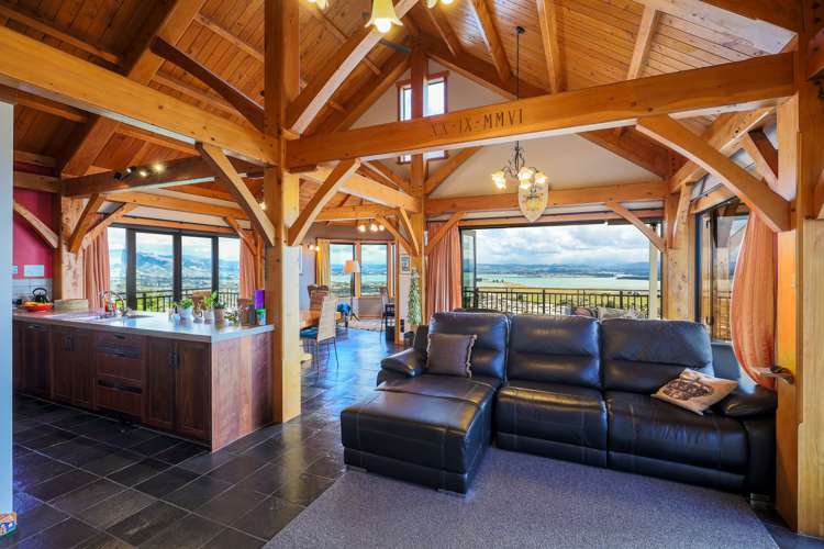 9 Commodore Place Britannia Heights_7