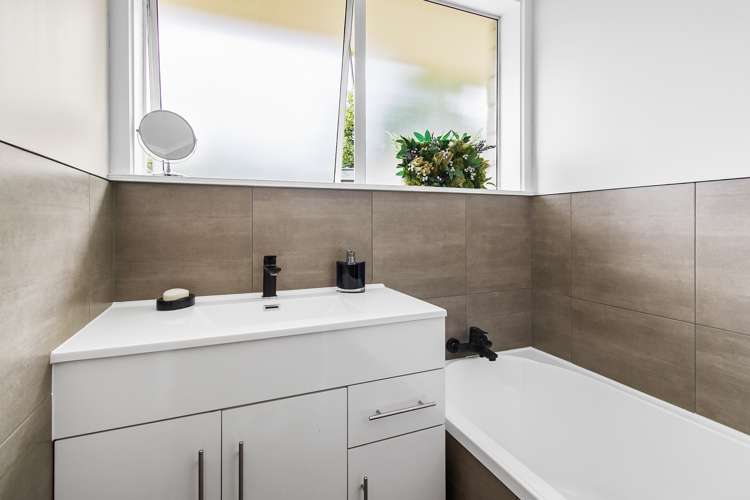 14 Matai Street Pleasant Point_12