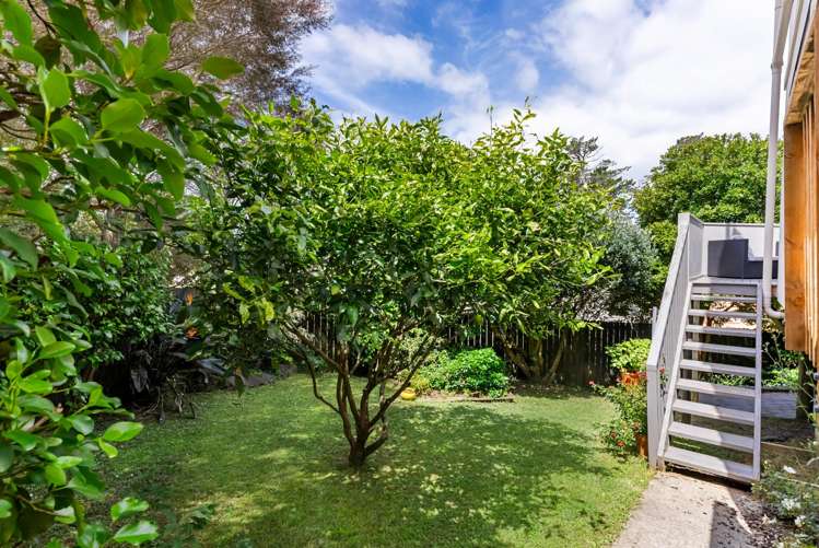 2/11 Waratah Street Birkenhead_26