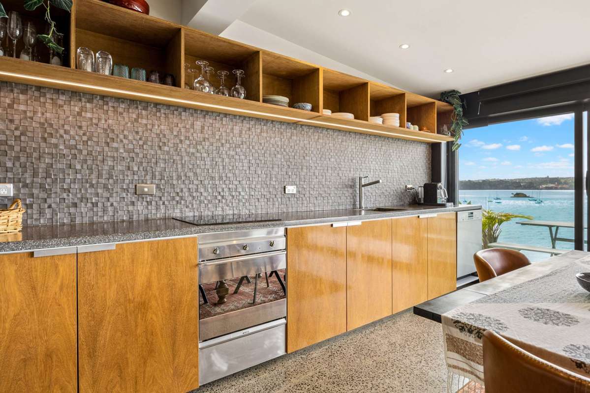 24/67 Sarsfield Street_3