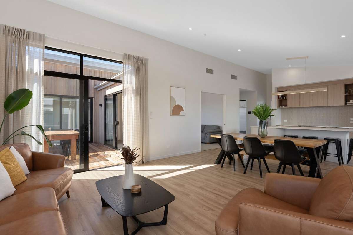 51 Bridgehampton Drive_4