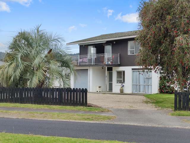 208 Chartwell Avenue Whangamata_1