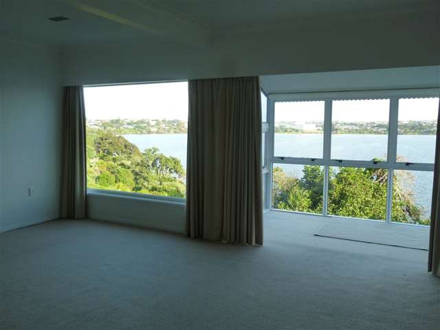 9/198 Hurstmere Road Takapuna_1